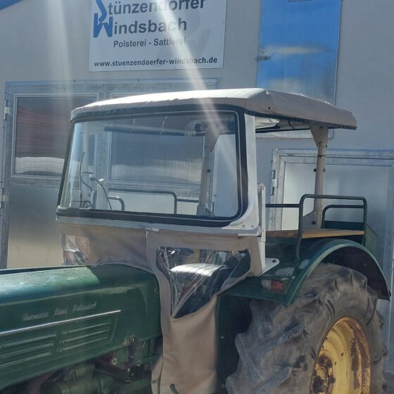 Seitenteil und Dachplanen für Traktor – wetterfest & langlebig